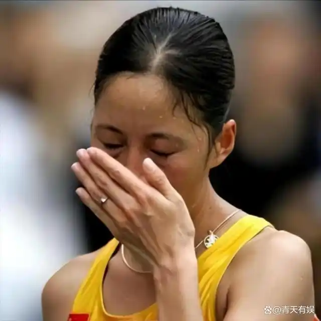 中国女竞走最尴尬冠军视频_中国竞走女神_竞走中国女子