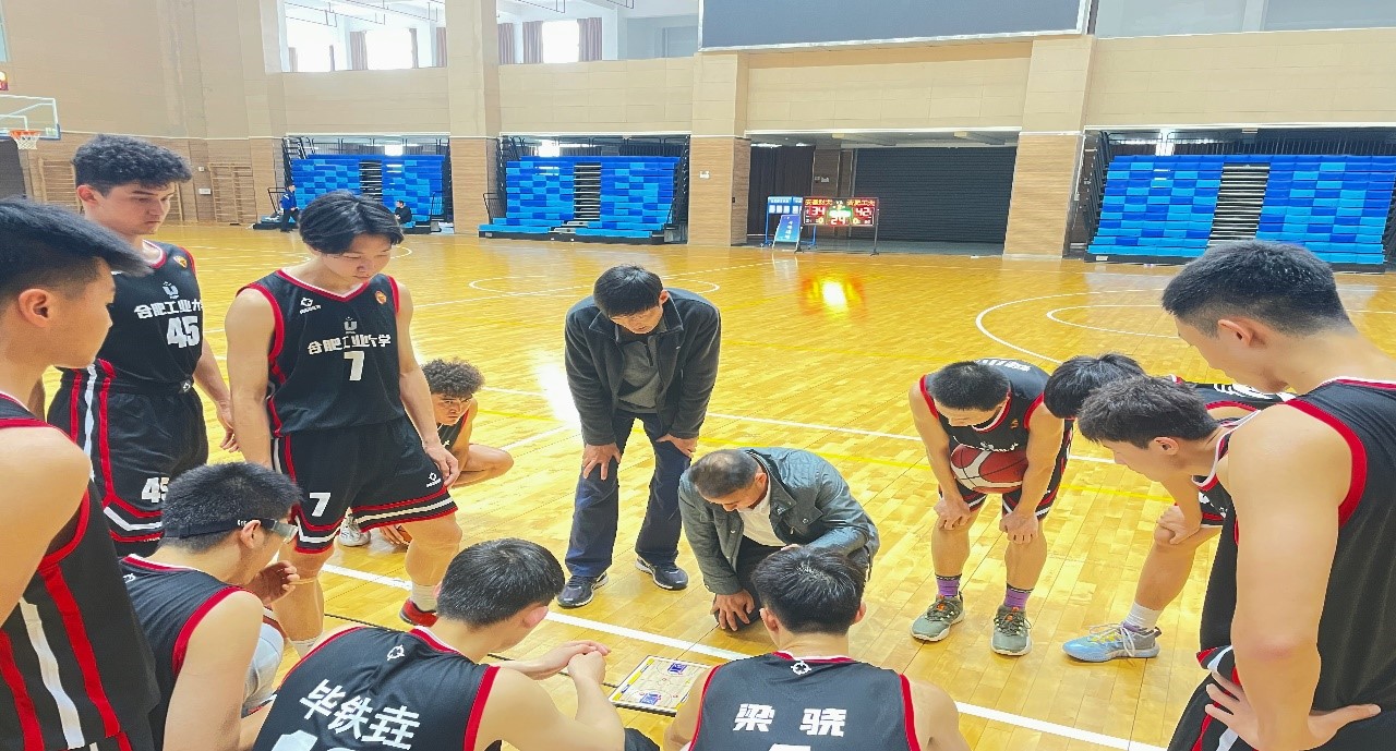 安徽省大学生足球联赛2018_安徽省足球大学生联赛_安徽省十五届高校部足球冠军
