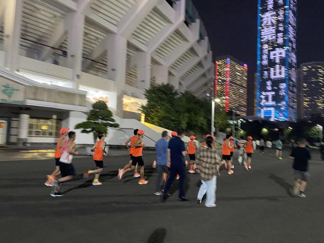 马拉松比赛死了_马拉松死21_马拉松死人