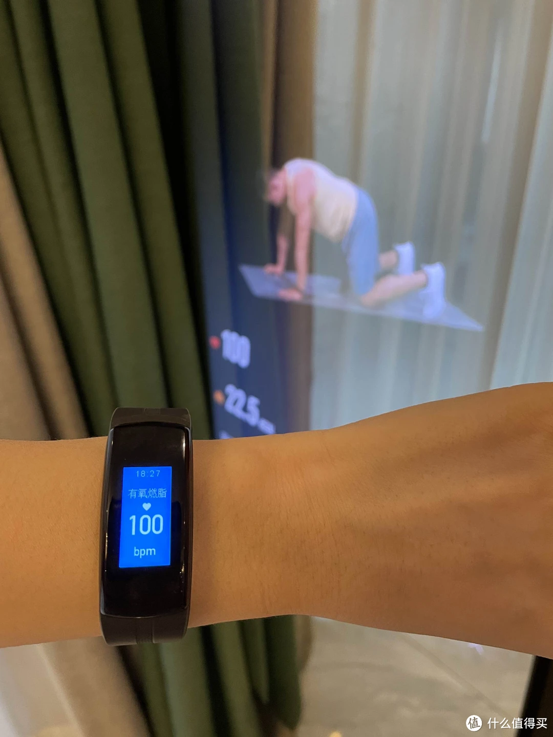 碎片时间依然专业健身，不可错过FITMORE智能健身镜