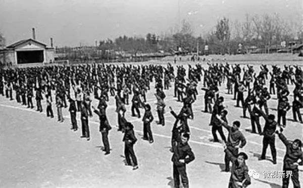 小学体操2021_新一套全国小学生体操音乐_小学生全国体操